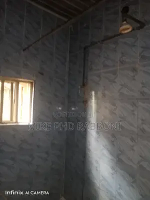 3bdrm Block of Flats in Old G.R.A, Enugu for rent