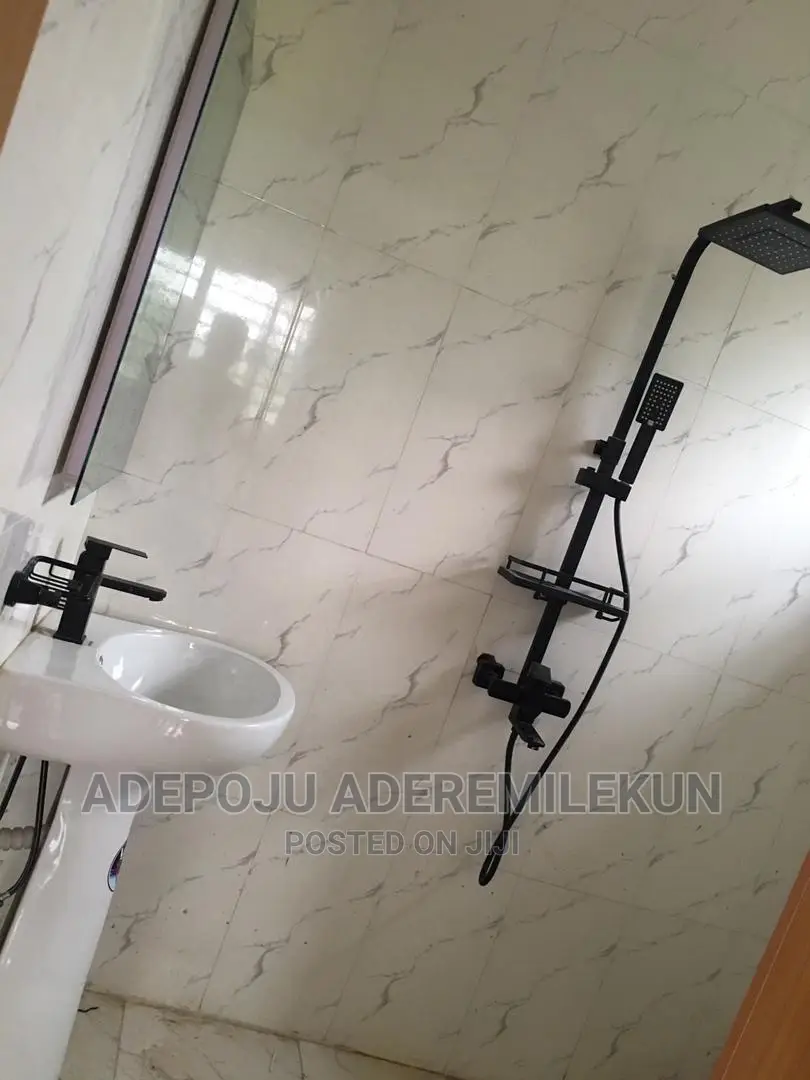 Omoade Aceking Plumbing