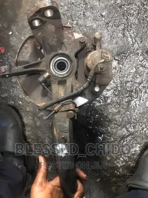 Mazda 6 Front Hub Set