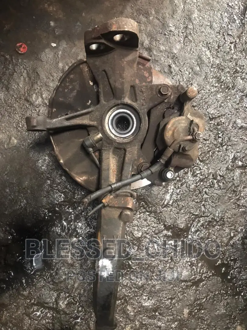 Mazda 6 Front Hub Set