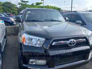 Toyota 4-Runner Limited 4WD 2010 Black