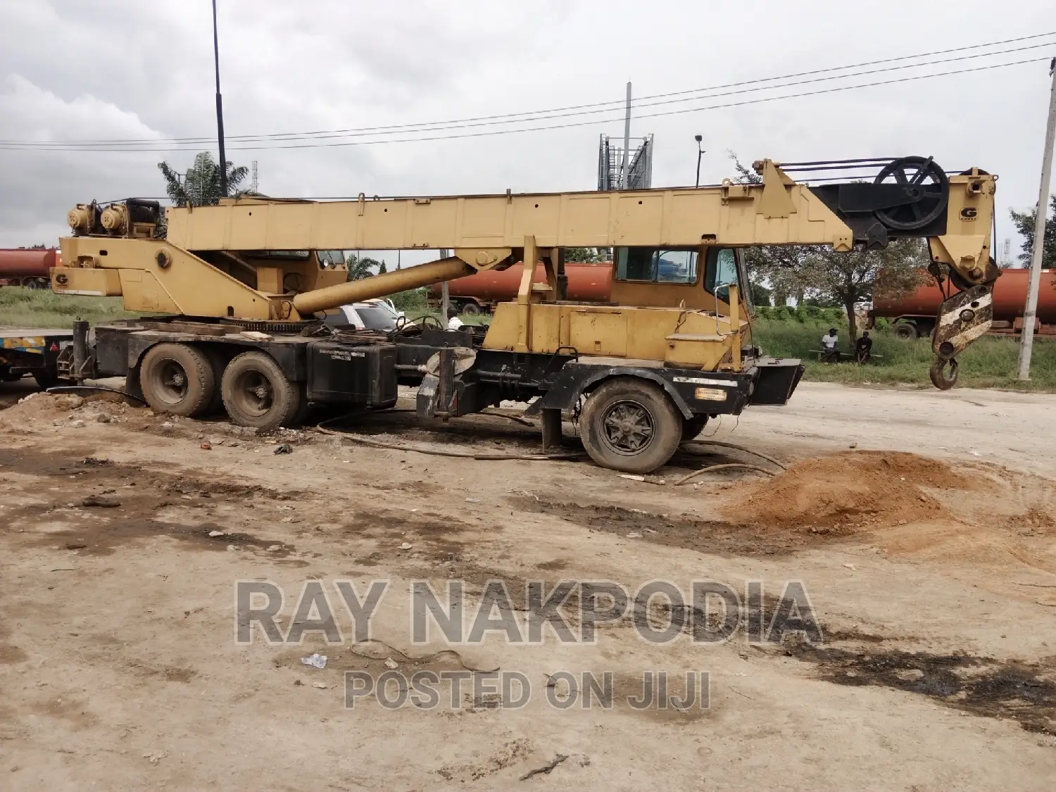 Hauling Crane Services