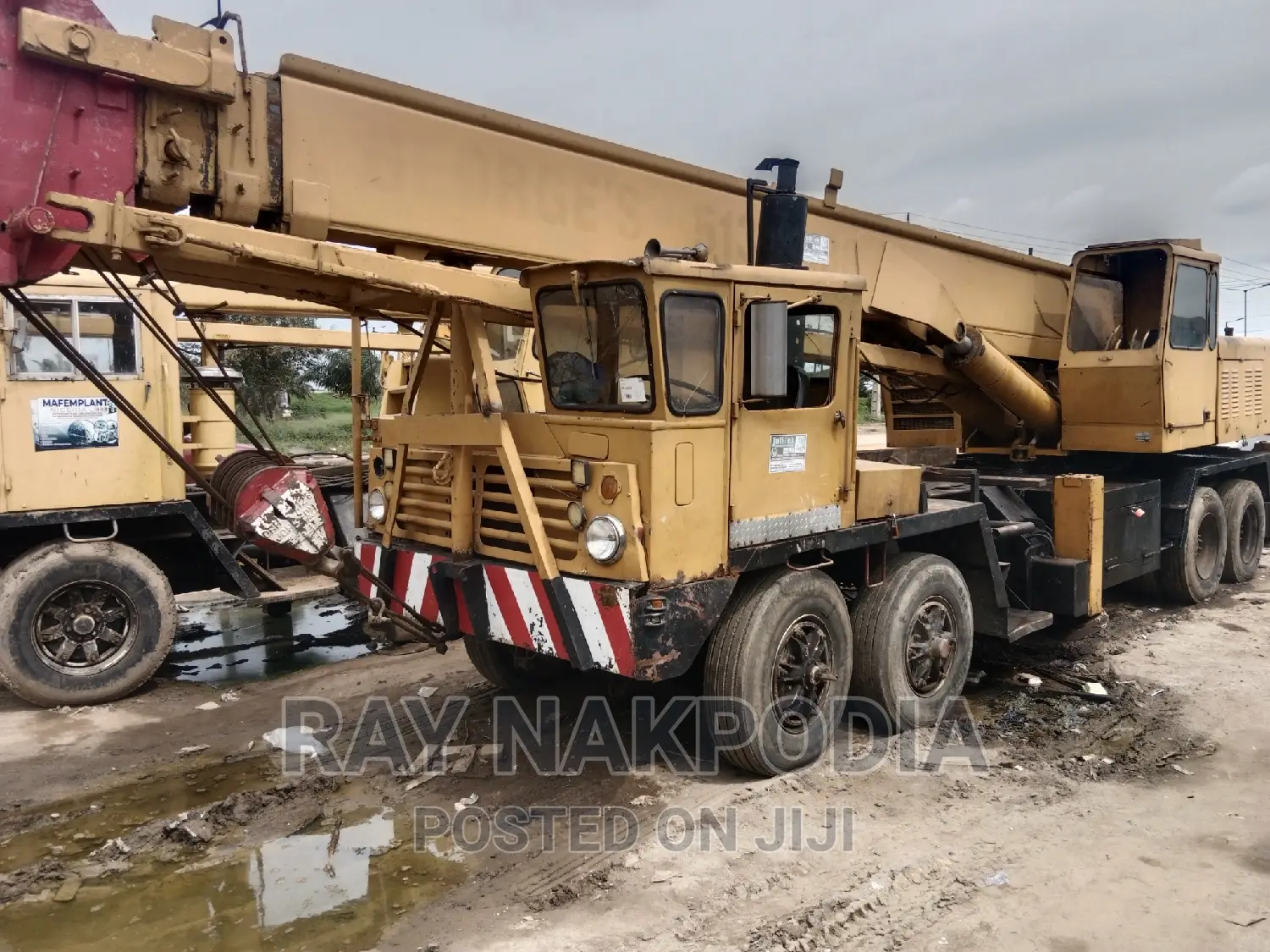 Hauling Crane Services