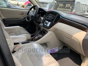 Toyota Highlander Limited V6 2005 Gold
