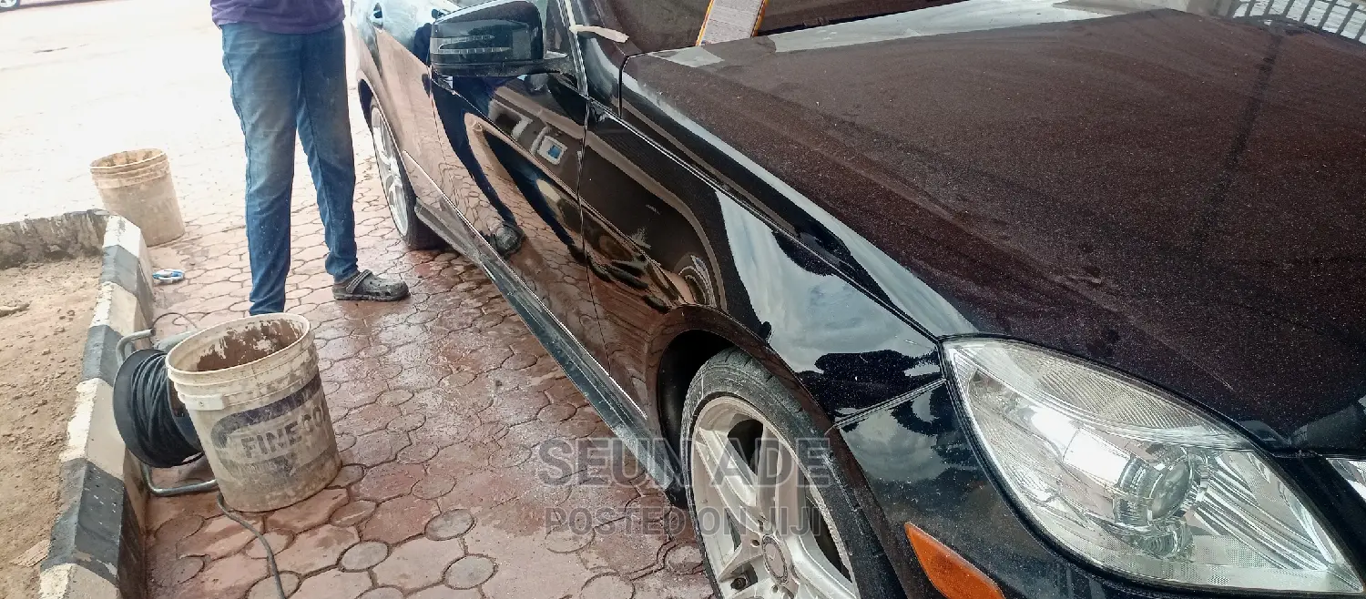 Ext Car Buffing and Polish Services