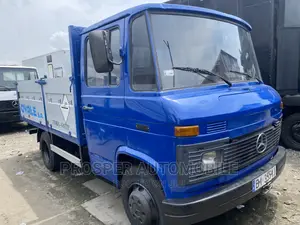 Mercedes Benz Pickup Truck 6080