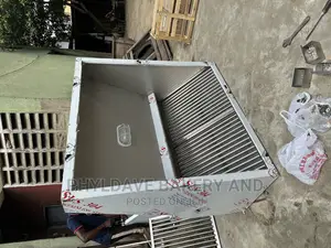 4(Feet) Industrial Kitchen Hood (Heat Extractor)