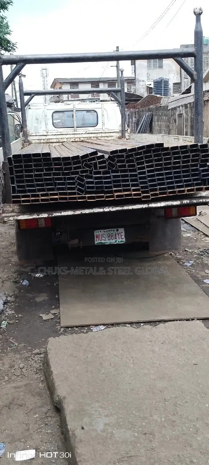80*40*3mm Square Pipe