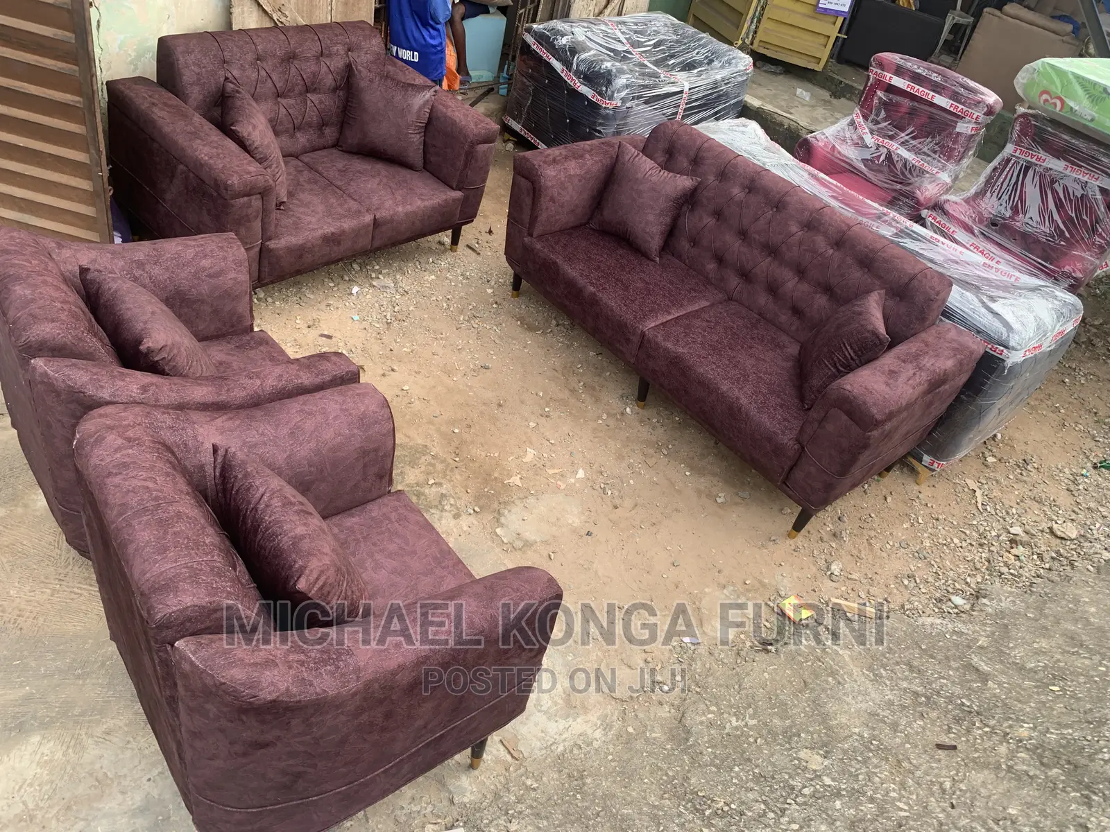 Unique Botton Sofa