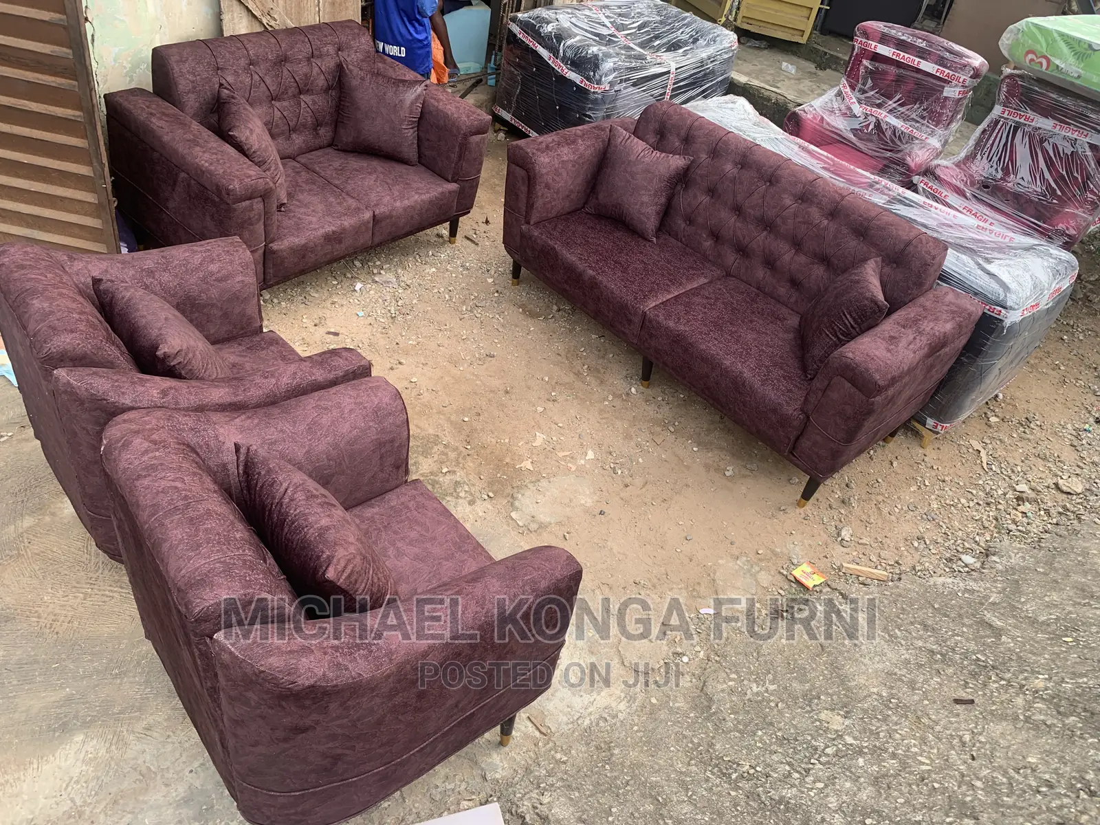 Unique Botton Sofa