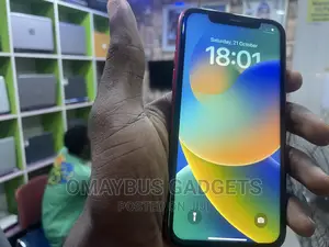 Apple iPhone XR 64 GB Red