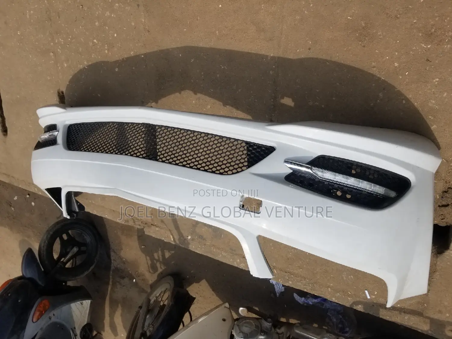 C300 2010 Complete Front Bumper
