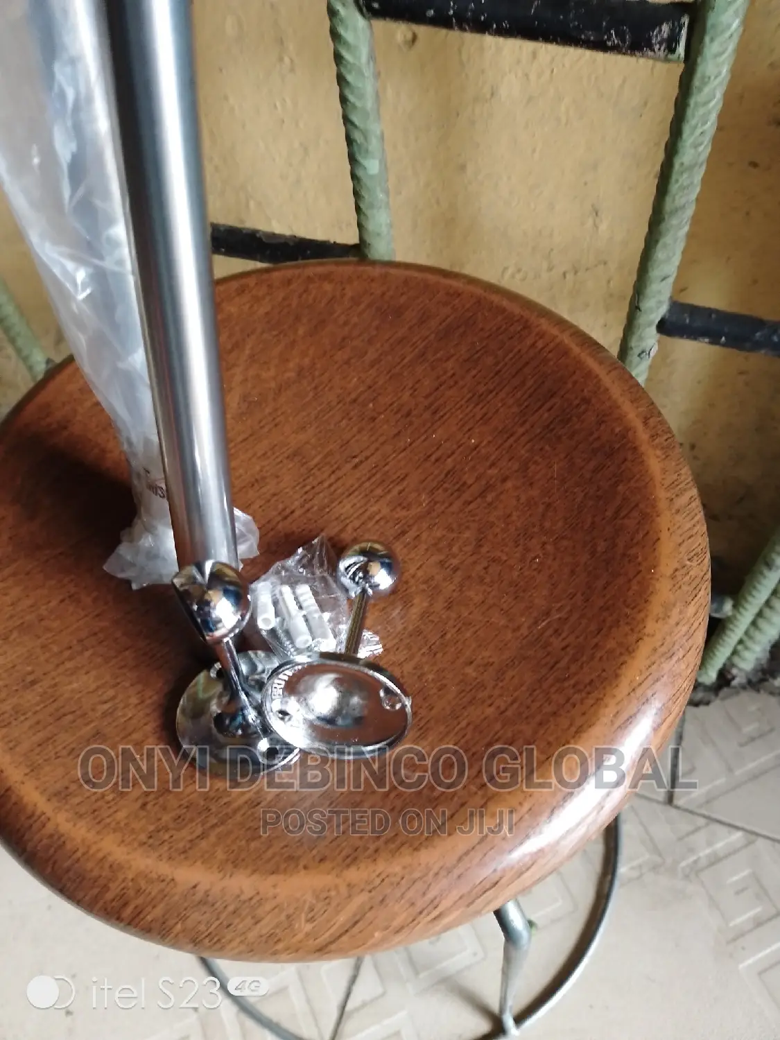 Wall Mounted Towel Rail Rack or Holder for Bathroom/Kitchen