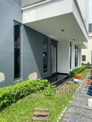 5bdrm Duplex in Crown Creek Estate, Lekki Phase 1 for sale