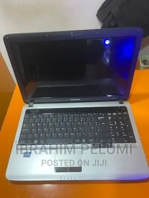 Laptop Samsung R540 4GB Intel HDD 256GB