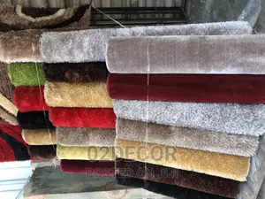 Plain Shaggy Center Rugs (4/6 and 5/7)