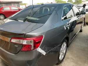 Toyota Camry 2012 Green