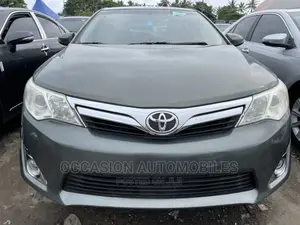 Toyota Camry LE 4dr Sedan (2.5L 4cyl 6A) 2013 Green