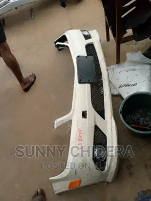 C300 208/10 Front Bumper Direct Tokunbo Extra Clean