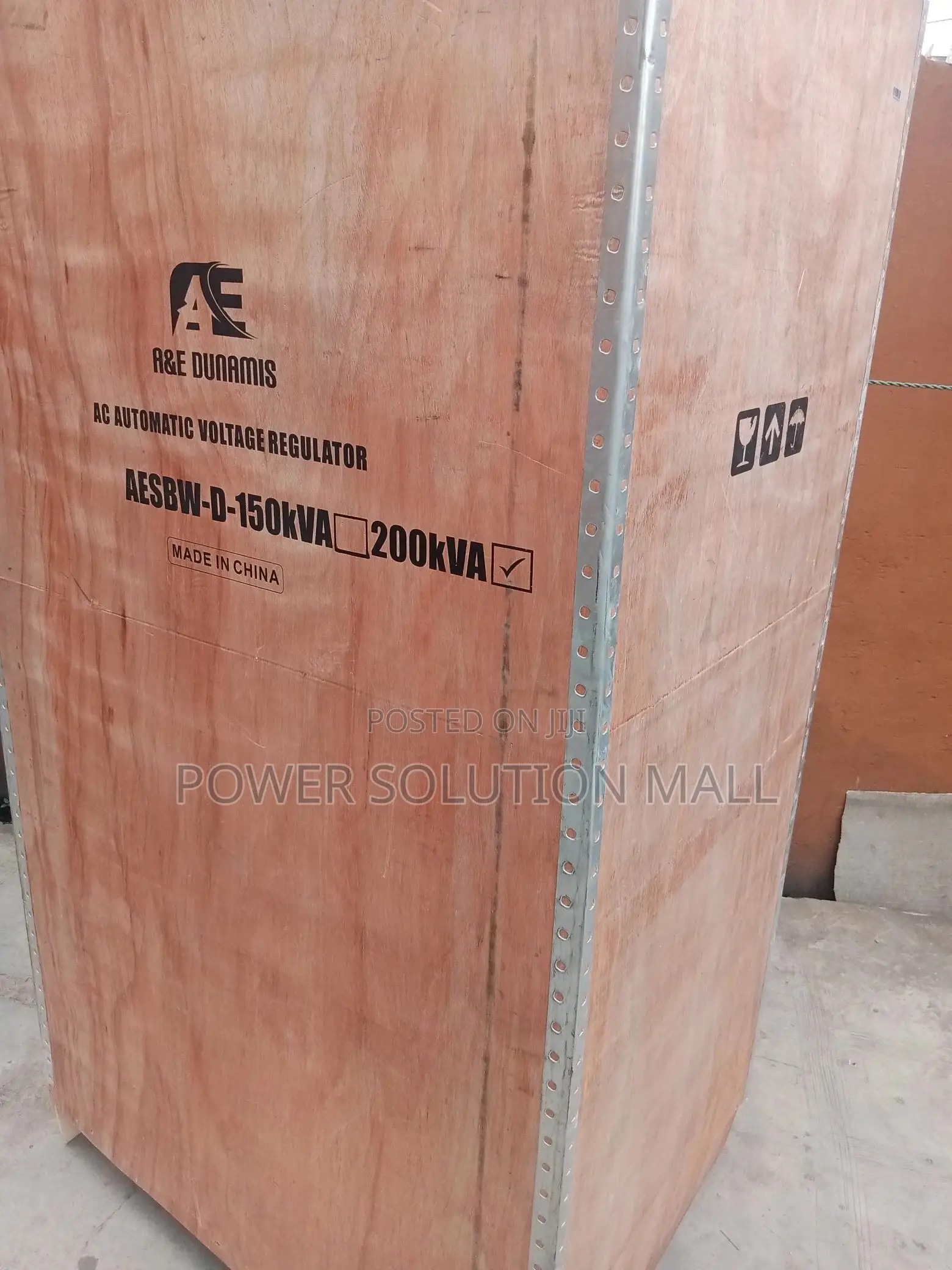 200kva 3-phase Servo Auto Voltage Stabilizer