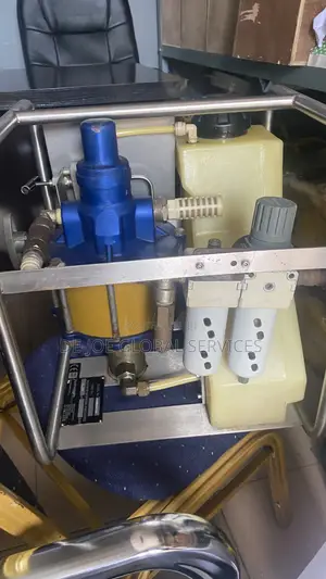 Hydratight Air Operated Pressure Test Pump/Machine