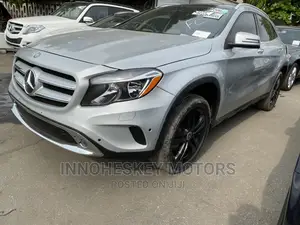 Mercedes-Benz GLA 250 2018 Silver