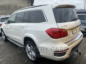 Mercedes-Benz GL-Class 2014 Off white