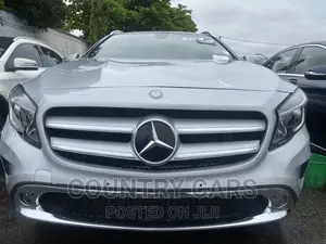 Mercedes-Benz GLA 250 2017 Silver
