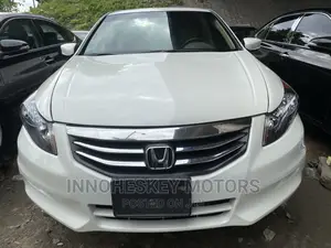 Honda Accord 2010 White