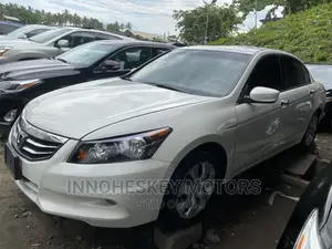 Honda Accord 2010 White