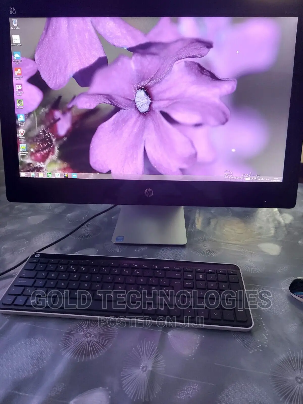 Desktop Computer HP AiO 24 4GB Intel Core I5 HDD+SSD 500GB