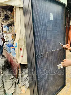 600w Canadian Cells Solar Panels