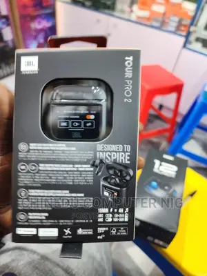 JBL Tour Pro 2