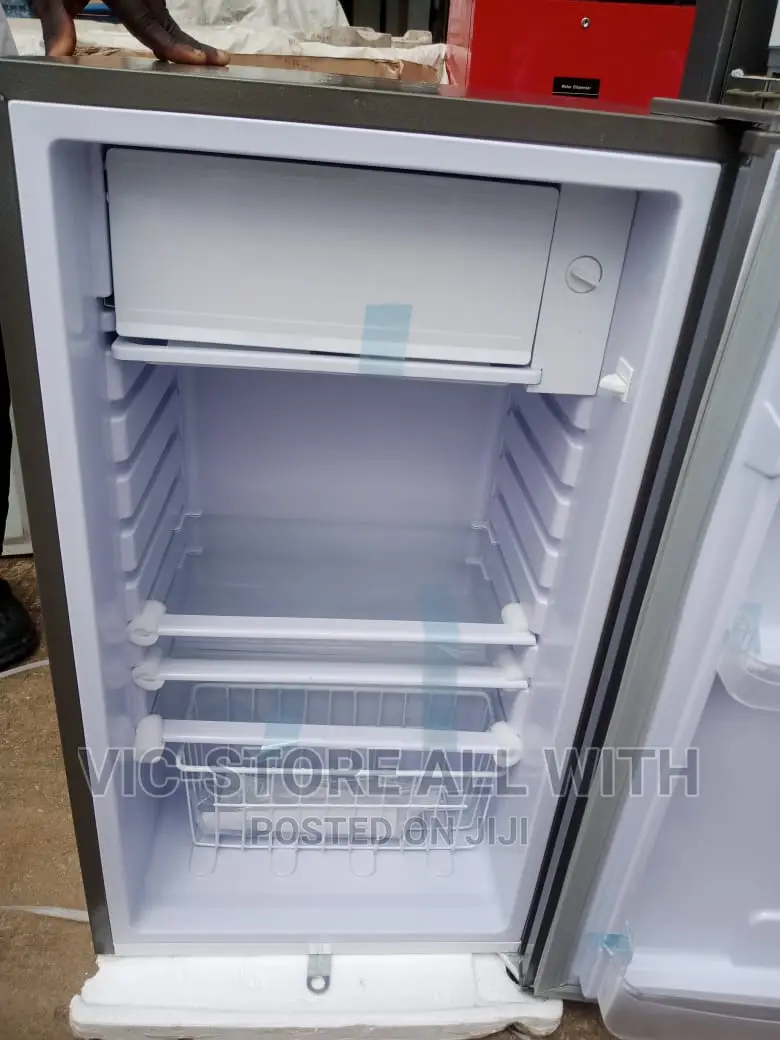 Table Top Fridge and Freezer With Fast Chilling