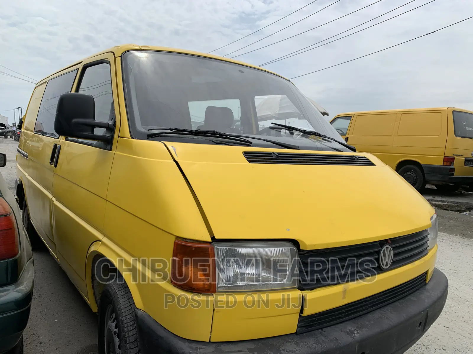 Volkswagen Transporter 2002 Yellow