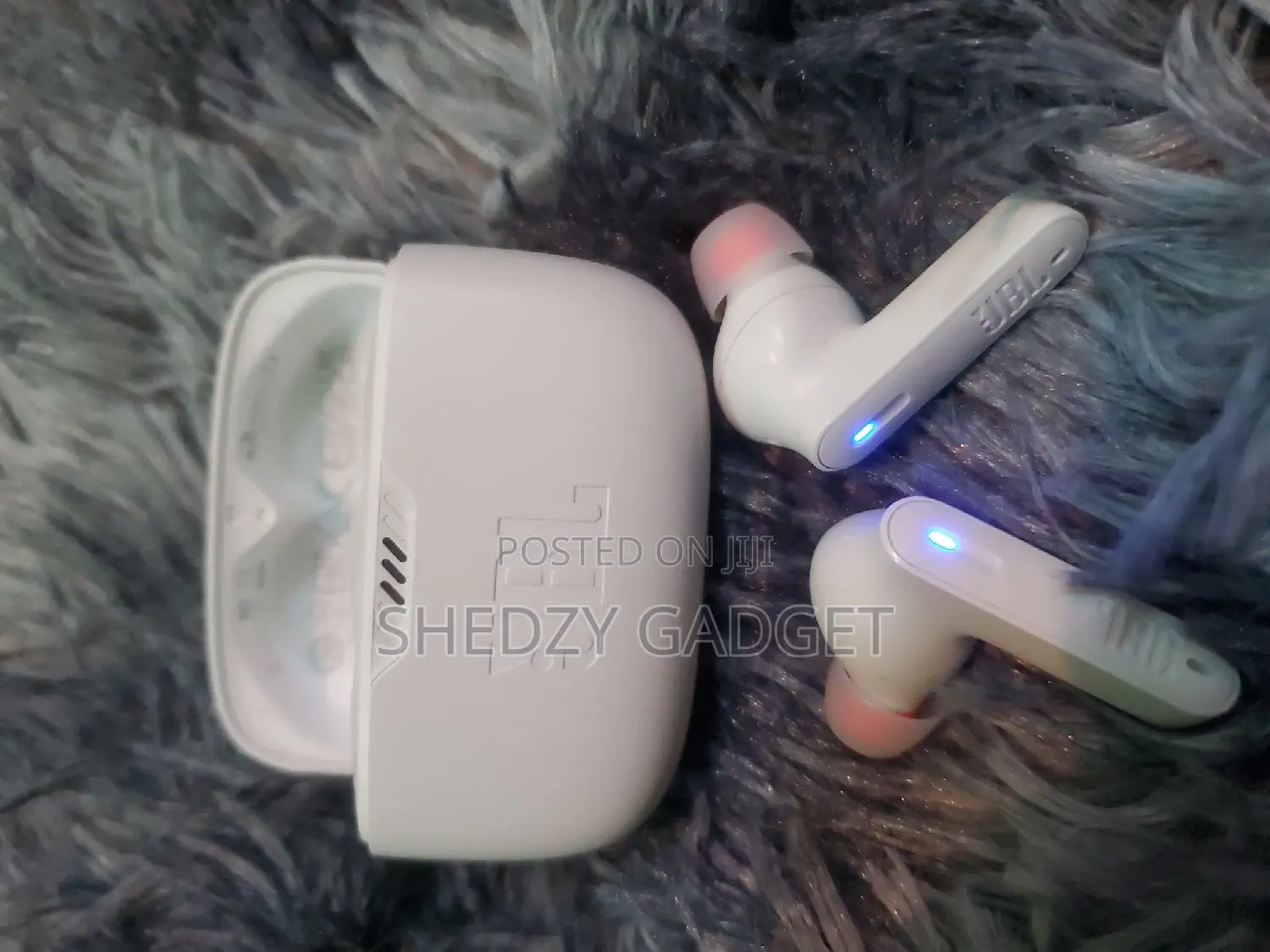 JBL Tune230