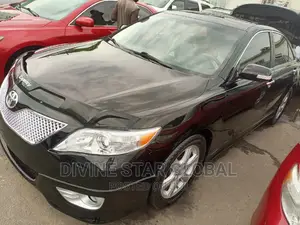 Toyota Camry SE V6 4dr Sedan (3.5L 6cyl 6AM) 2010 Black