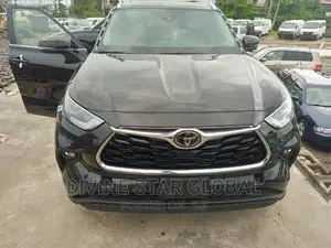 Toyota Highlander Limited 2021 Black