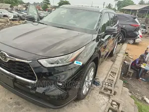 Toyota Highlander Limited AWD 2020 Black