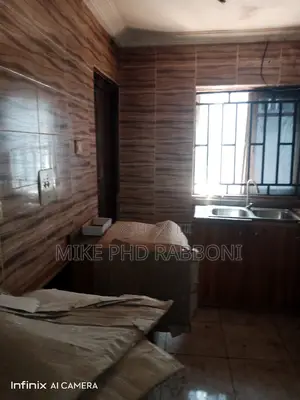 3bdrm Block of Flats in Thinker Corner By, Enugu for rent