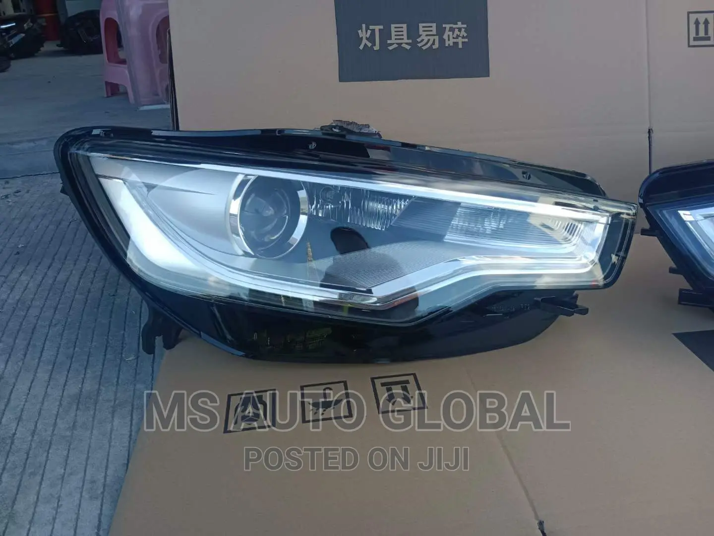Audi A6 2013 Headlights