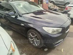 BMW Just 2018 Blue