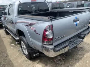 Toyota Tacoma 2014 Silver