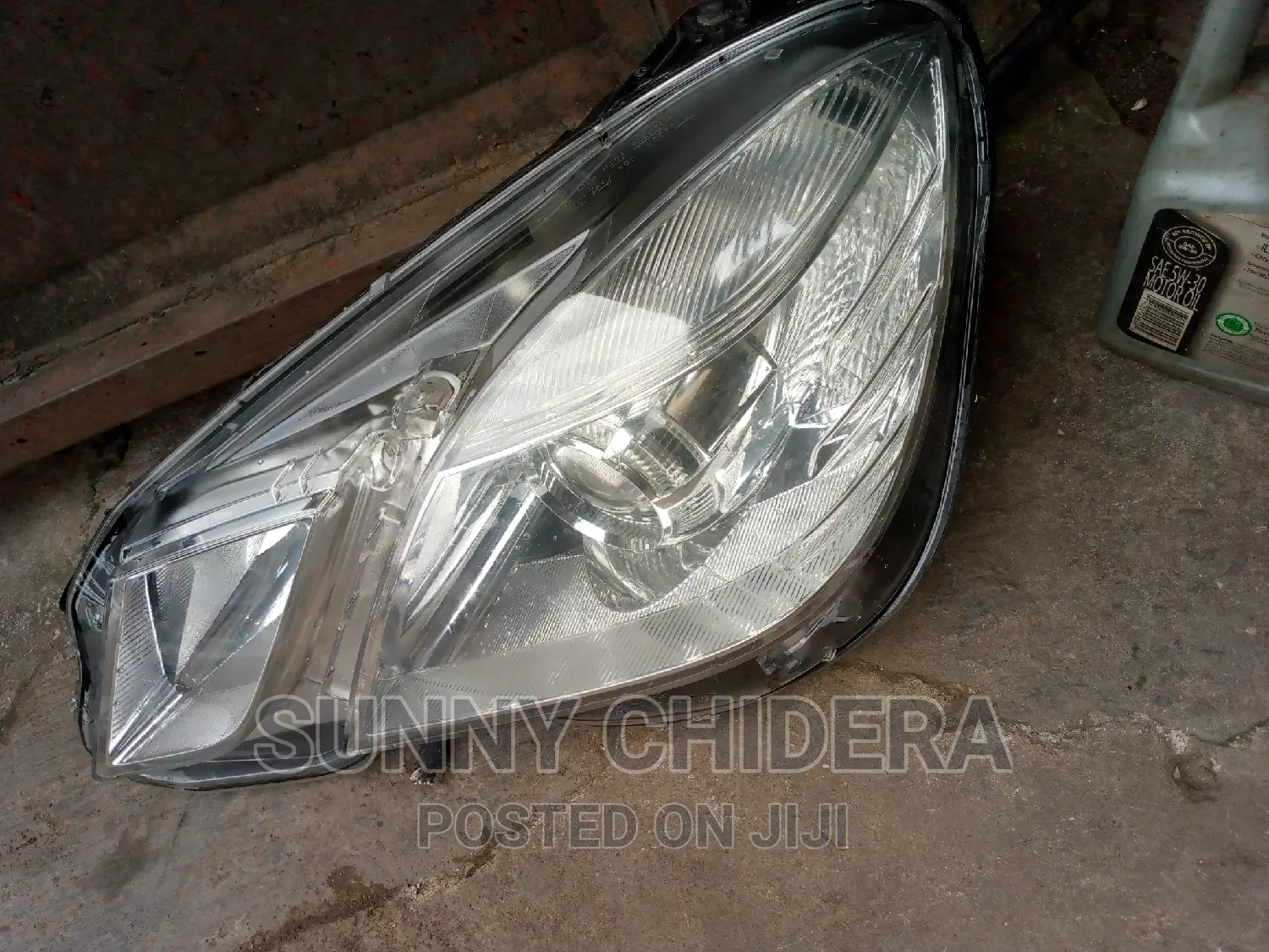 E350 2010/11 Head Light Each Non Charger