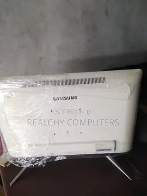 Desktop Computer Samsung AiO 24 6GB Intel Core I3 HDD 500GB
