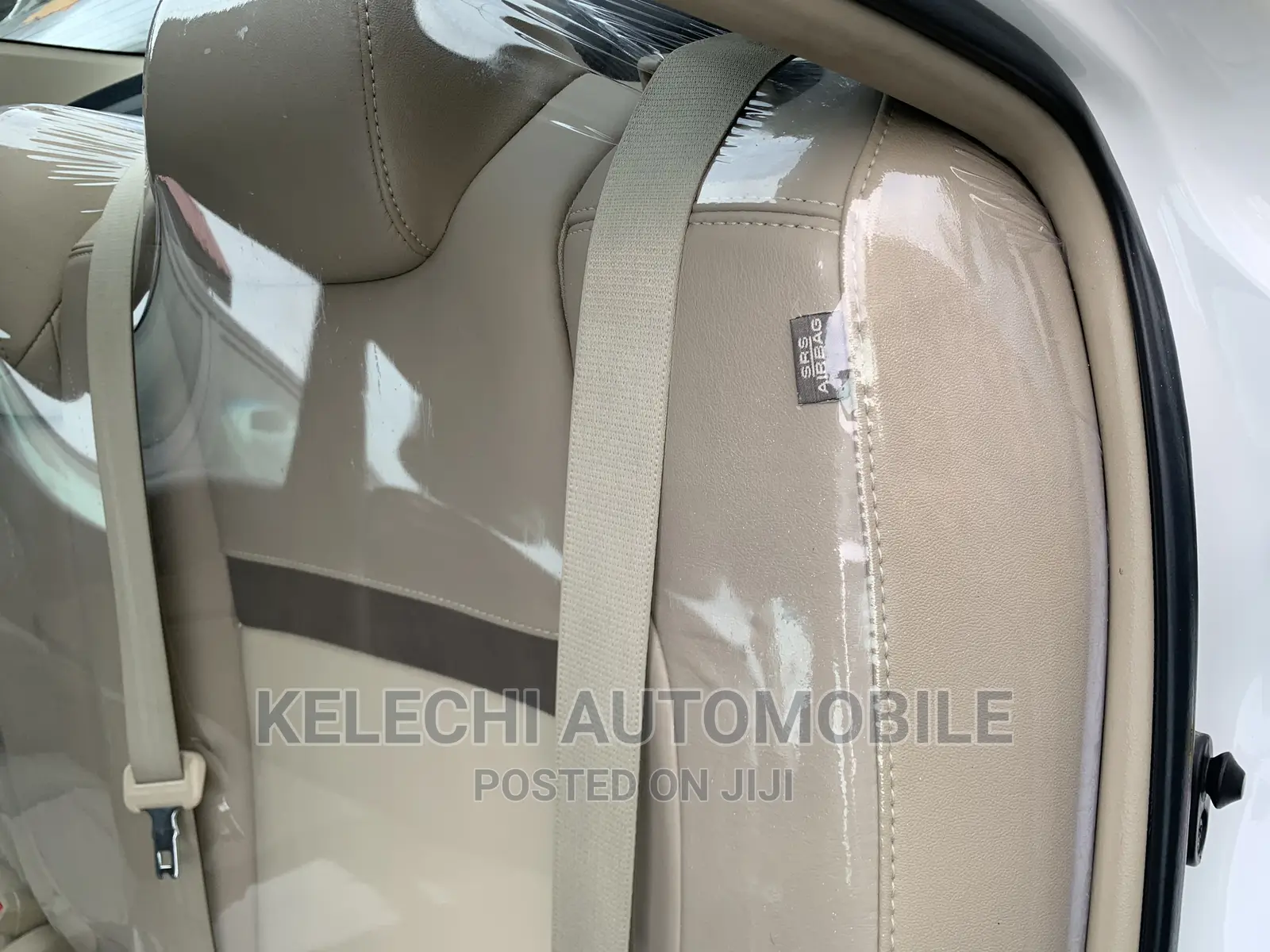 Toyota Camry XLE 4dr Sedan (2.5L 4cyl 6A) 2012 White