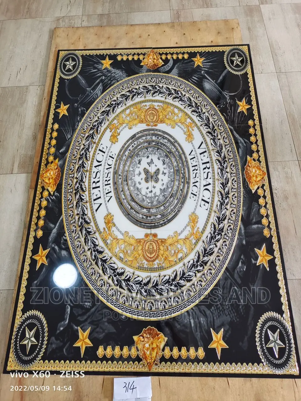 High Quality Centre Decore Tiles