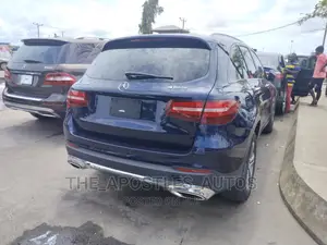 Mercedes-Benz GLC-Class 2017 Blue