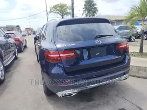 Mercedes-Benz GLC-Class 2017 Blue