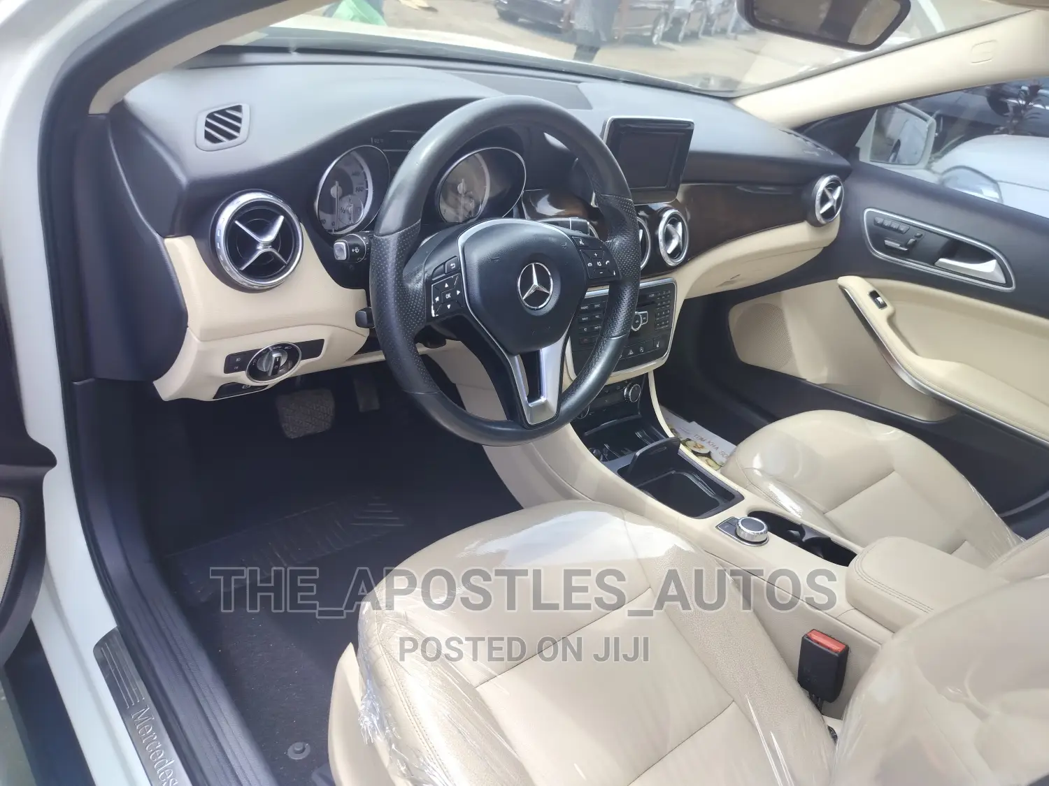 Mercedes-Benz GLA 250 2017 White